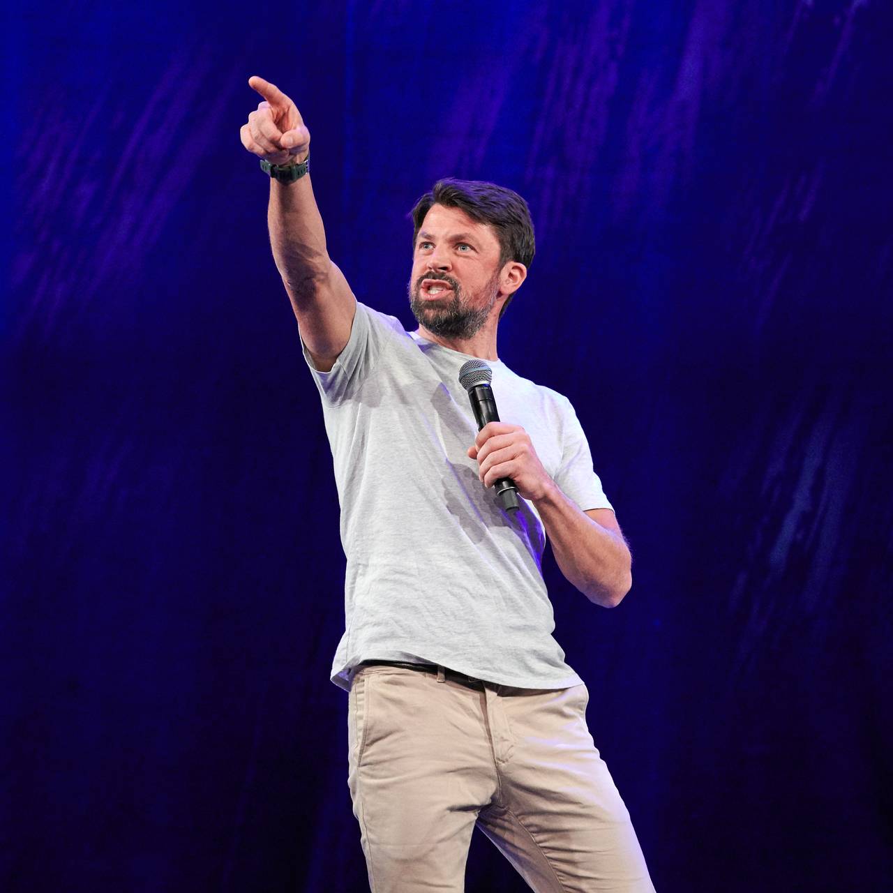 Nils-Ingar Aadne under sitt show Da var det oss.