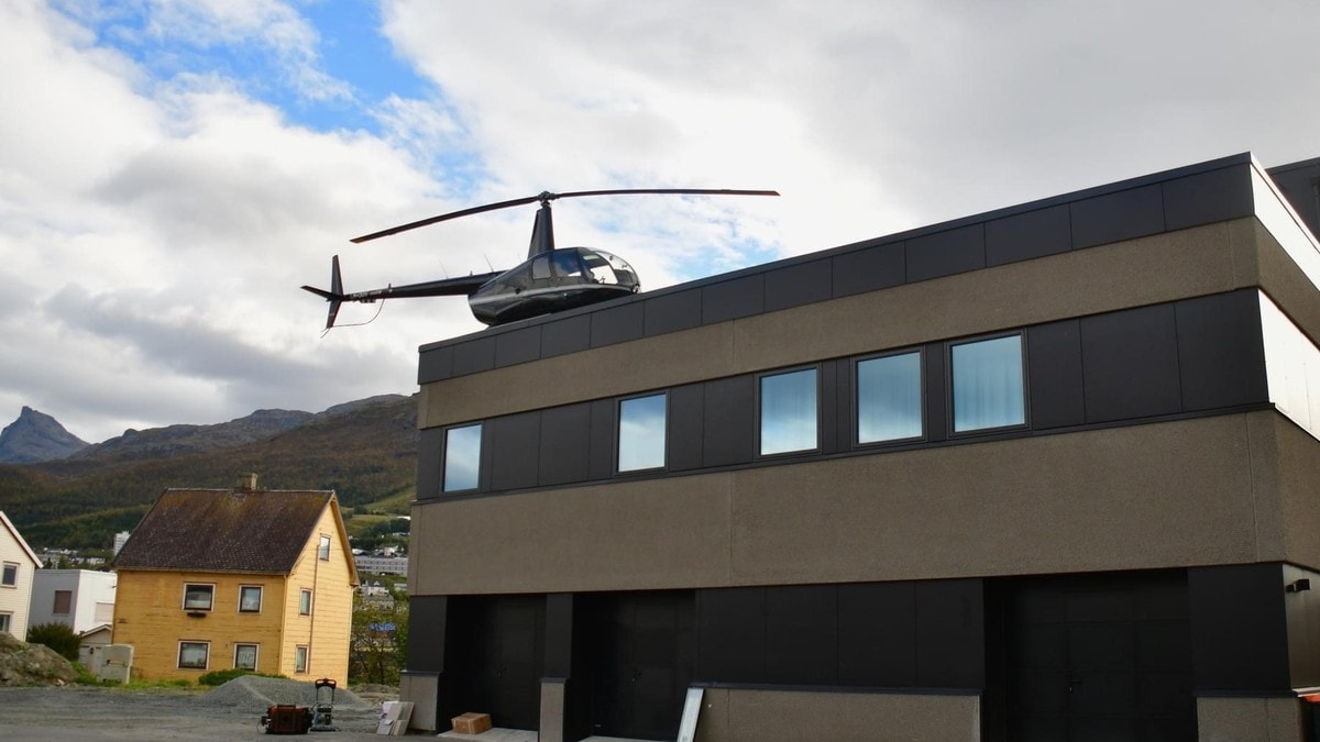 Landa helikopter på hustaket sitt – sjokkert over tiltale