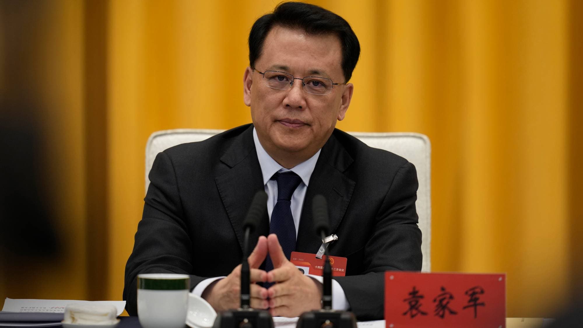 Yuan Jiajun på partikongressen 