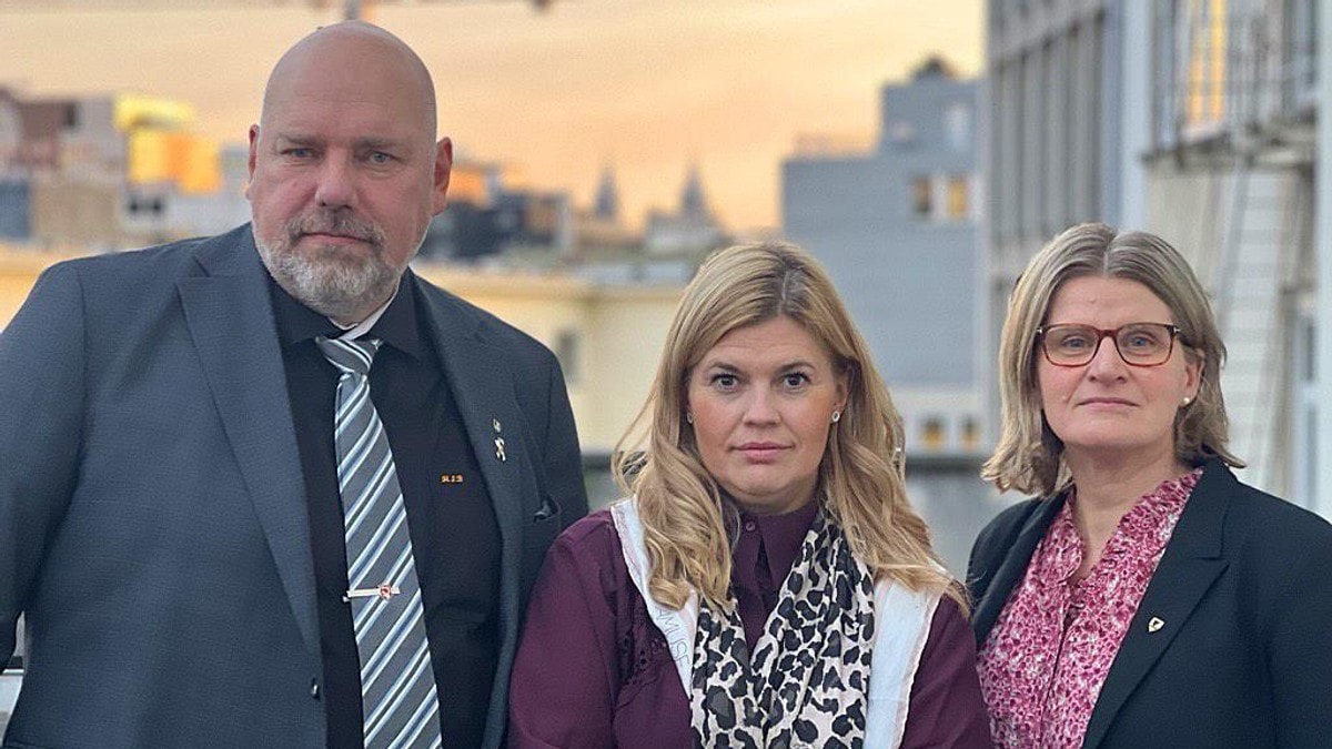 Krever hastem&oslash;te med energiministeren om kraftstopp