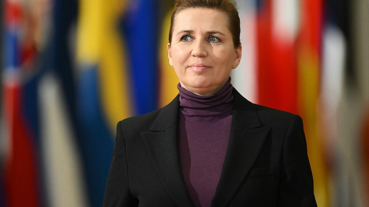 Frederiksen til Grønland etter møte med Nato-sjefen