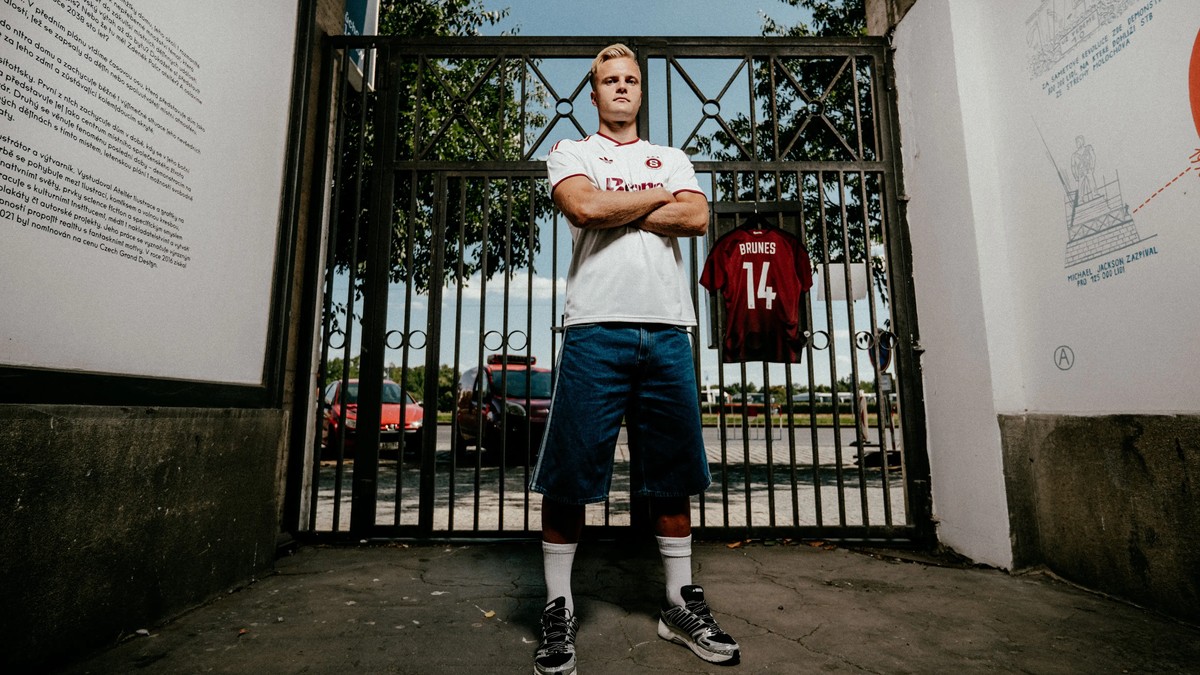 Jonatan Braut Brunes klar for Sparta Praha