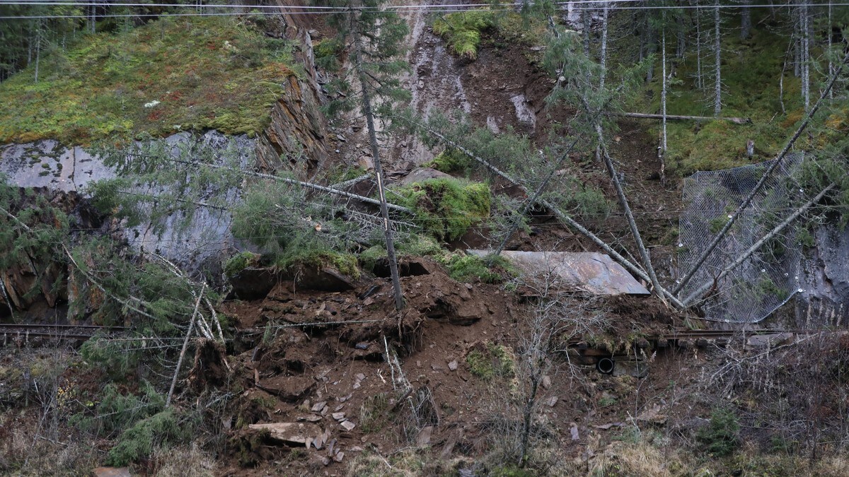 Ras over jernbanen – Meråkerbanen stengd