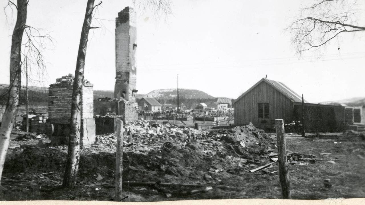 En brannruin i Finnmark, 1946