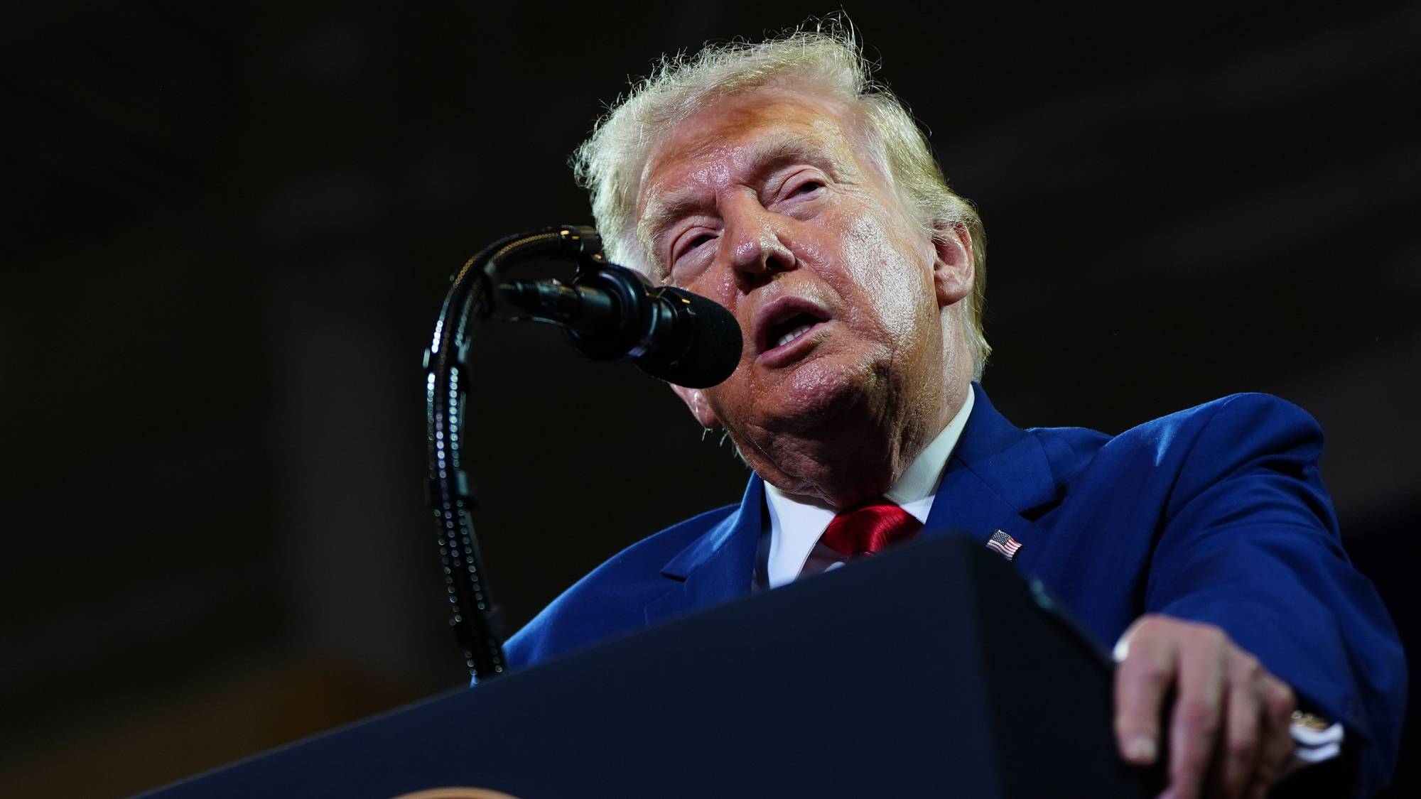 USAs president Donald Trump øker tollsatsen mot Norge til 12,5 prosent. 