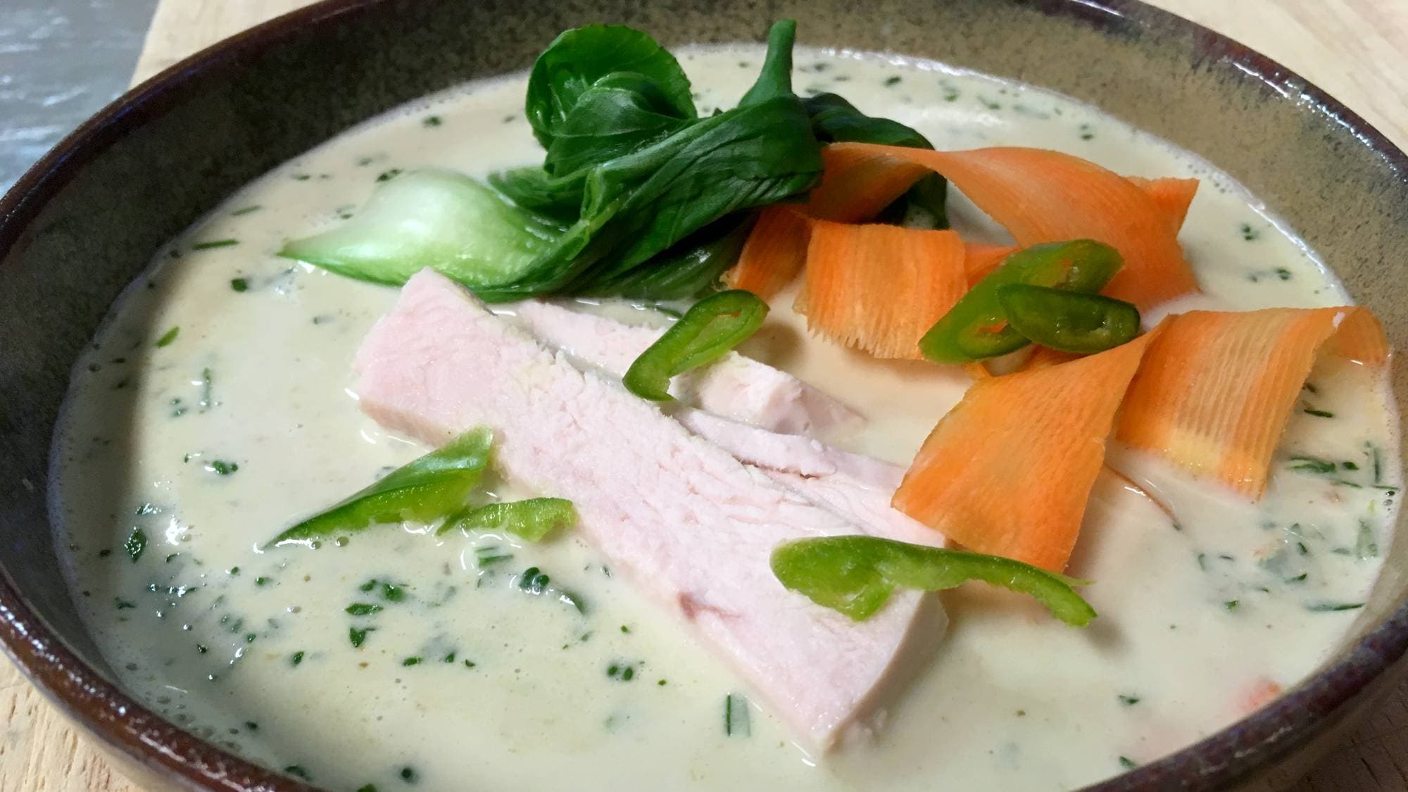 Kokos og currysuppe med kalkun – NRK Mat – Oppskrifter og inspirasjon