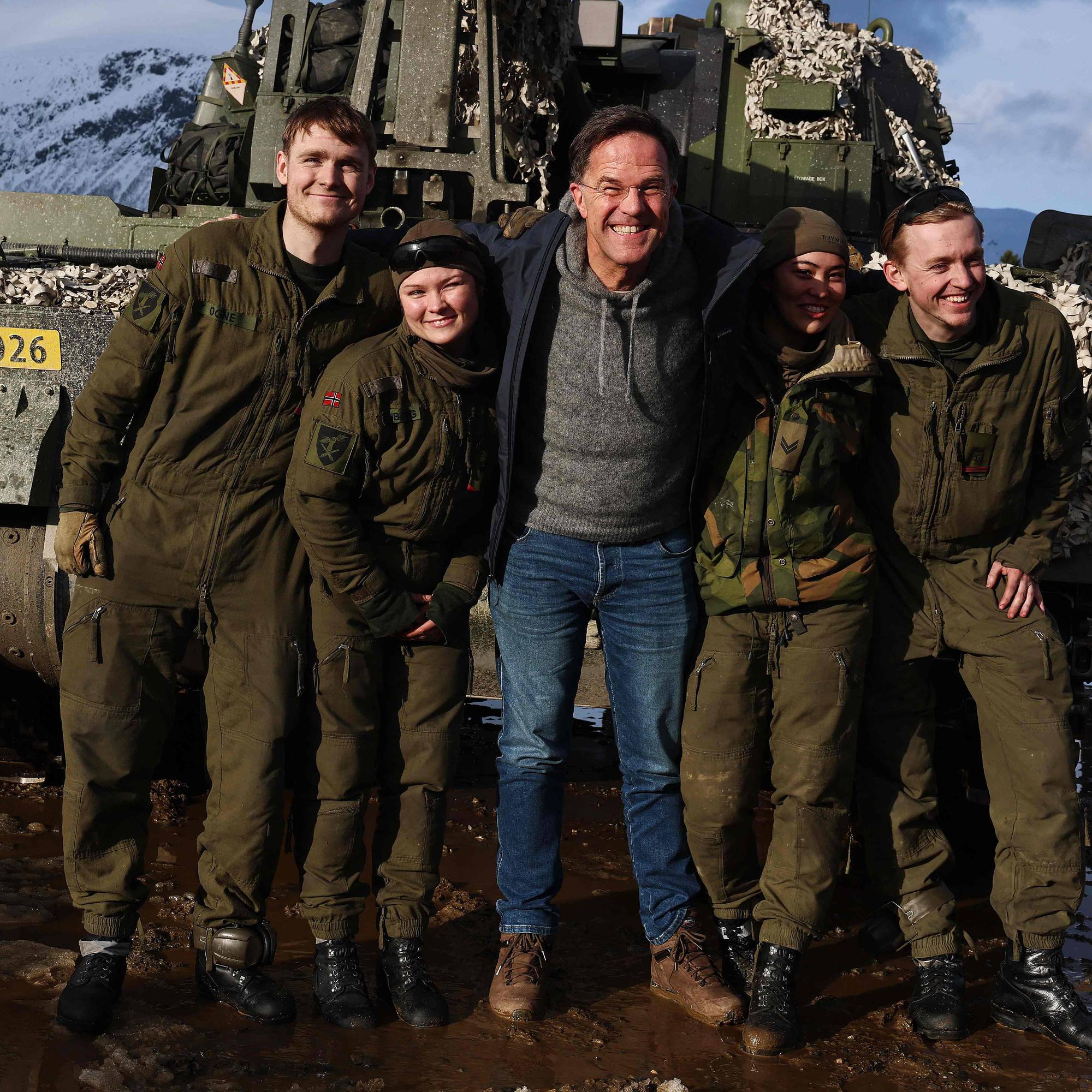Mark Rutte besøker Cold Response i Finnmark 2026