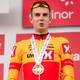 Fredrik Hagen / NTB Markus Hoelgaard iført en gul og rød Uno-X-trøye med en medalje rundt halsen
