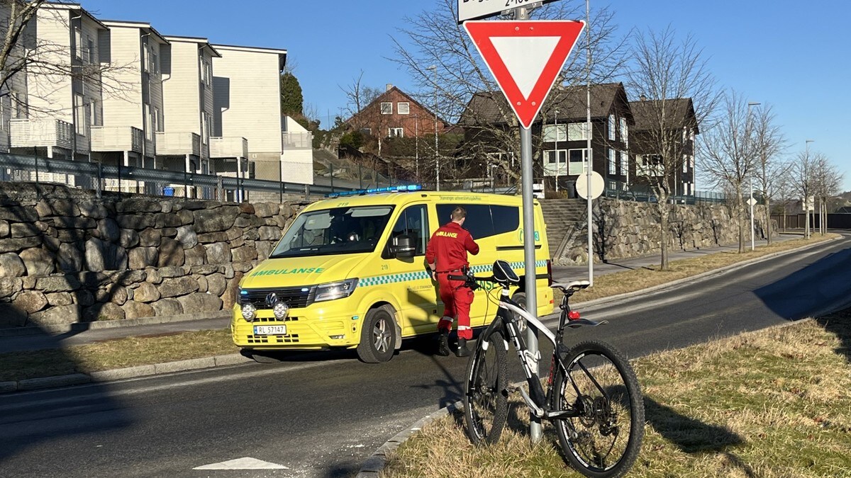 Trafikkuhell mellom bil og syklist i Sandnes