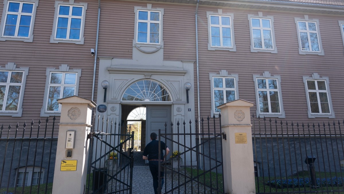 Tre ledere i Forsvarsmateriell pågrepet av Økokrim