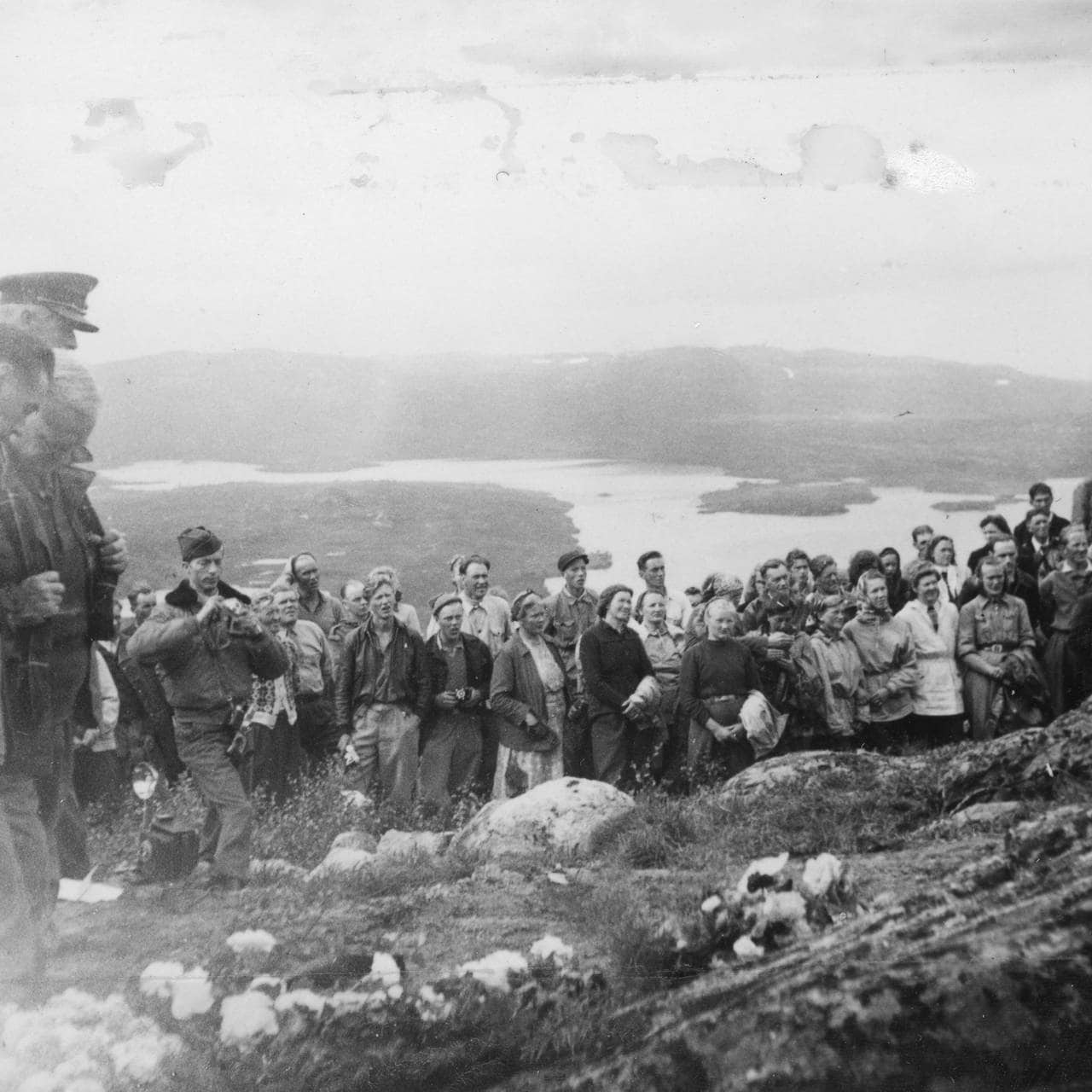 fra avdukingen av monumentet i 1949