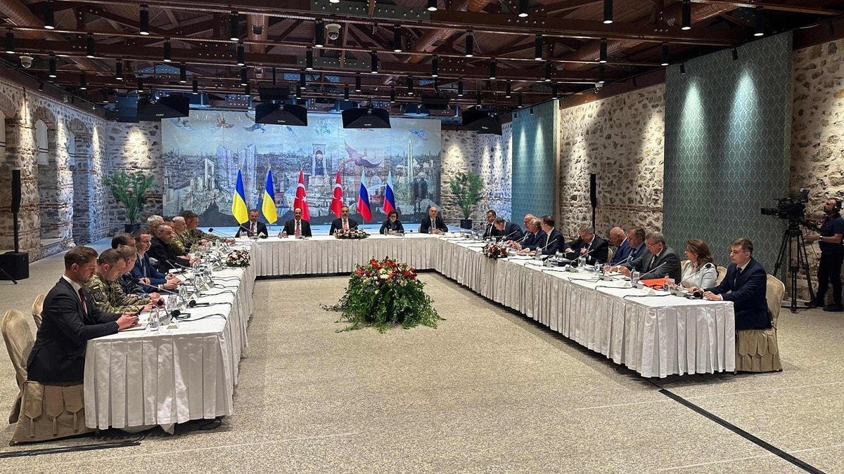 Russland og Ukraina starter direkte samtaler i Istanbul