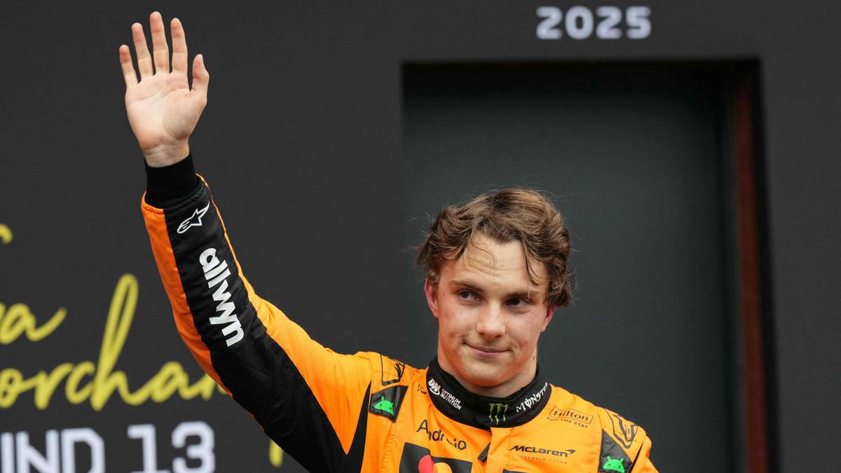 Piastri til topps i Belgia etter regnkaos – Hamilton klatret voldsomt