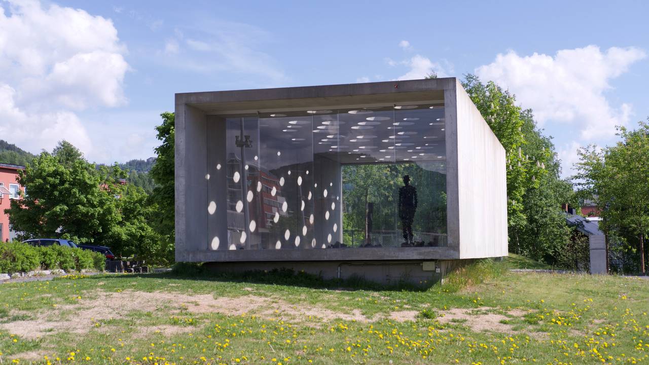 «Menneske i Moderskipet» av Antony Gormley og Snøhetta