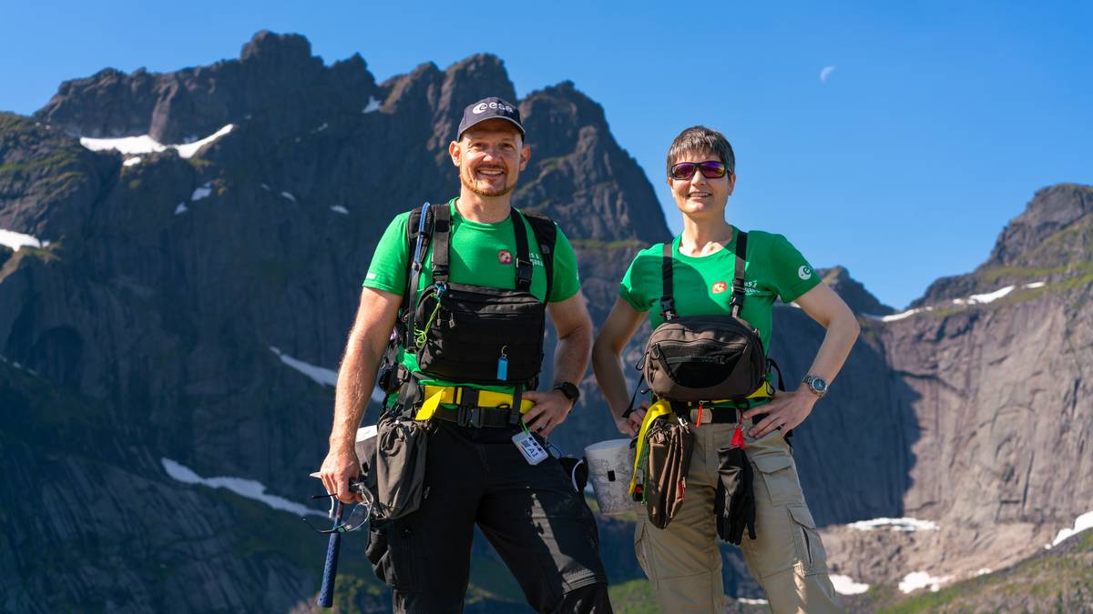 Exploring Rocks and Minerals: Astronaut Training in Nusfjord, Lofoten