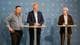 Foto: Krister Sørbø / NRK Frå venstre: Leiar Tor Jacob Solberg i Norsk bonde- og småbrukarlag, leier Bjørn Gimming i Norges bondelag og forhandlingsleiaren til staten for jordbruksforhandlingane, Nils Øyvind Bergset.