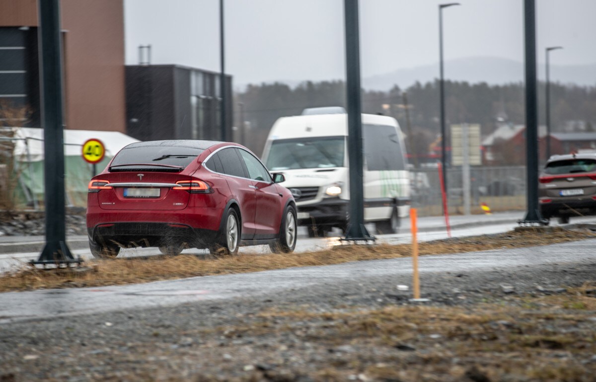 Nå kuttes elbil godene over hele landet: – På tide at alle Nye elbil lademuligheter i vente i Nordland Samferdsel