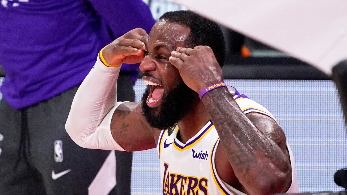 LeBron James forlenget med Lakers
