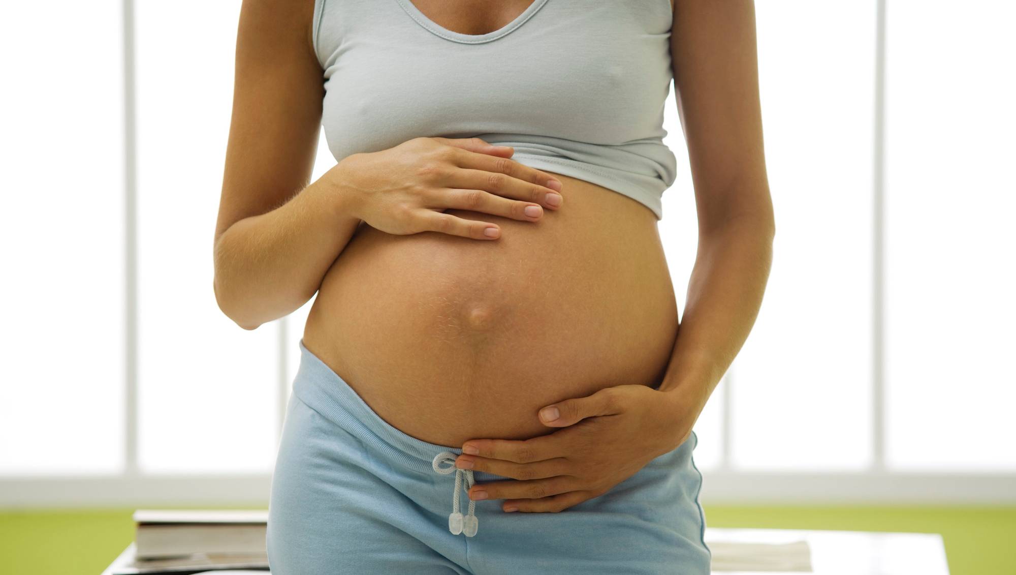 Болит живот при беременности 36. У беременной болит живот. Пищеварение беременной.
