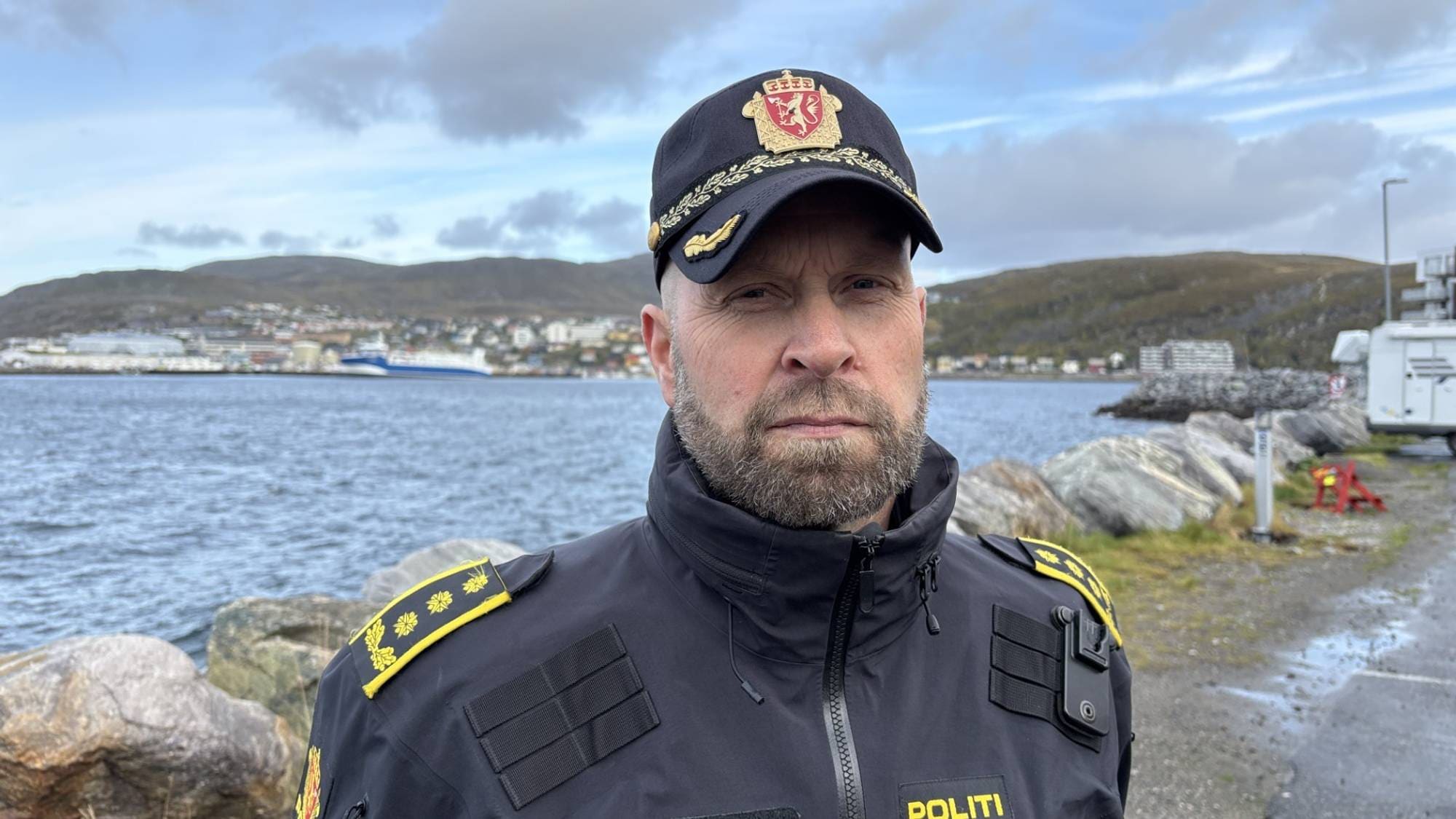 stabssjef i Finnmark politidistrikt er Tarjei Sirma-Tellefsen