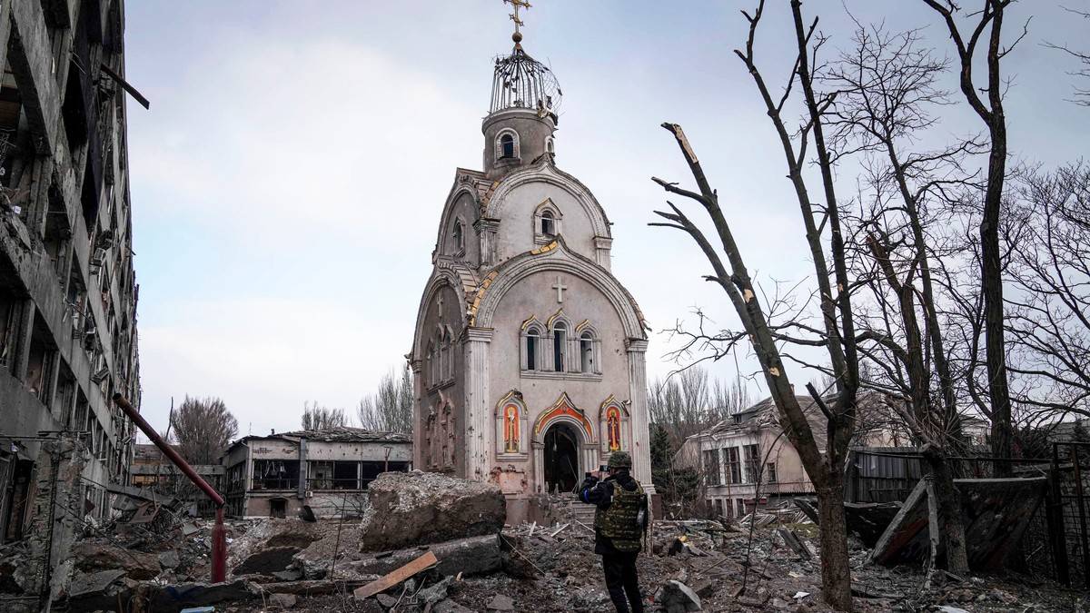 Gatekamper i Mariupol hindrer evakuering