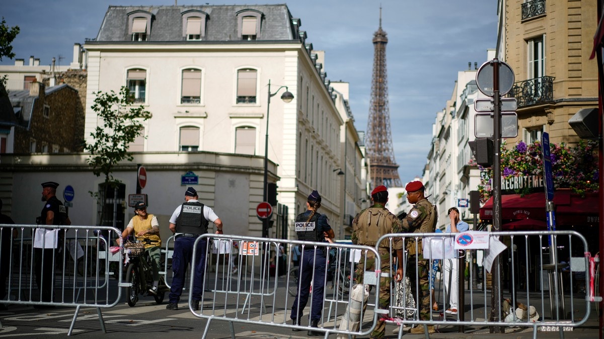 Enorme sikkerhetsstyrker i Paris: – Muligheten for å bli angrepet ligger i bakhodet hele tiden