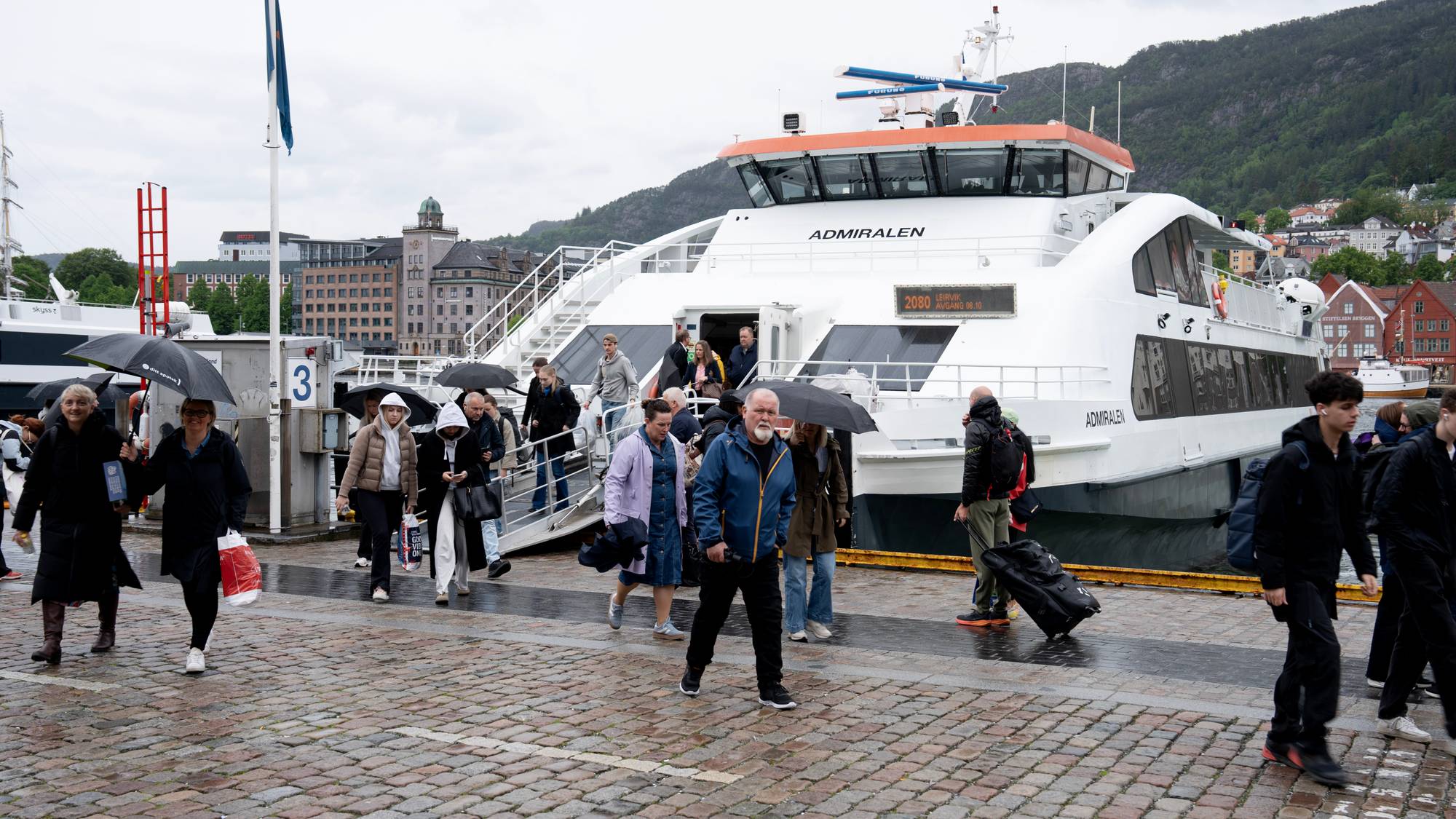 
Hurtigbåtsatsing i revidert nasjonalbudsjett