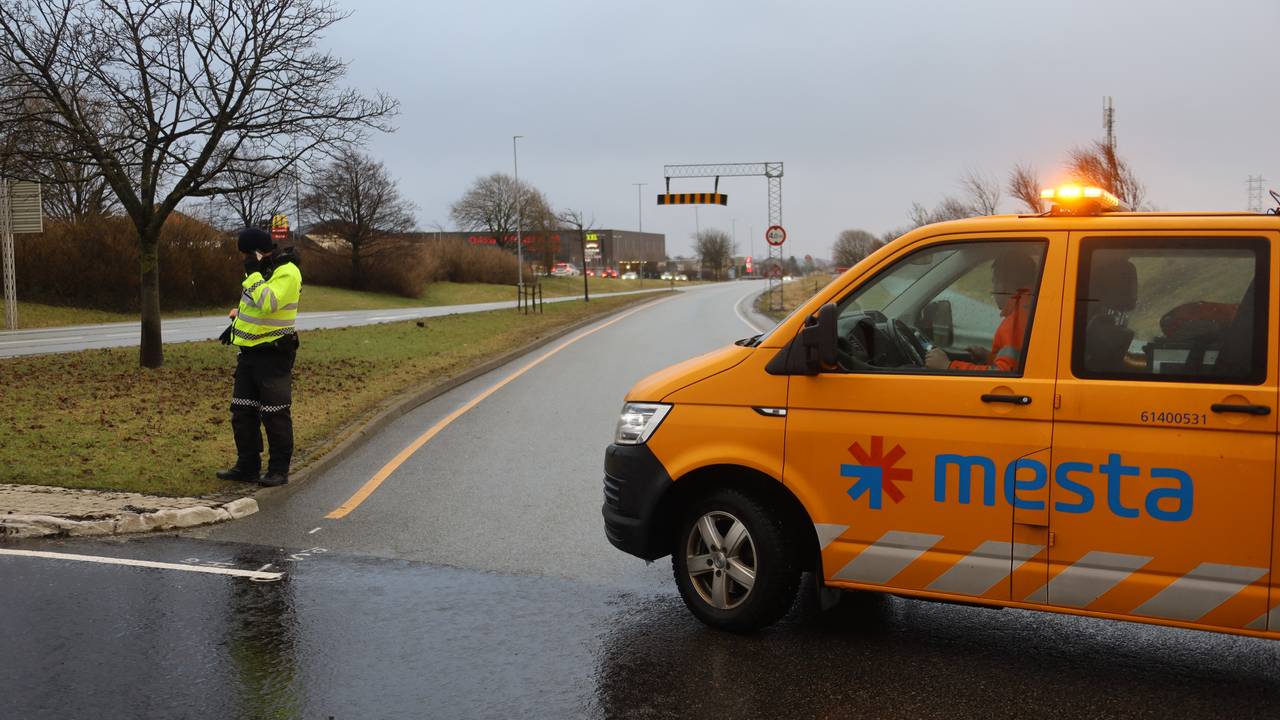 Karmsund bru er stengt