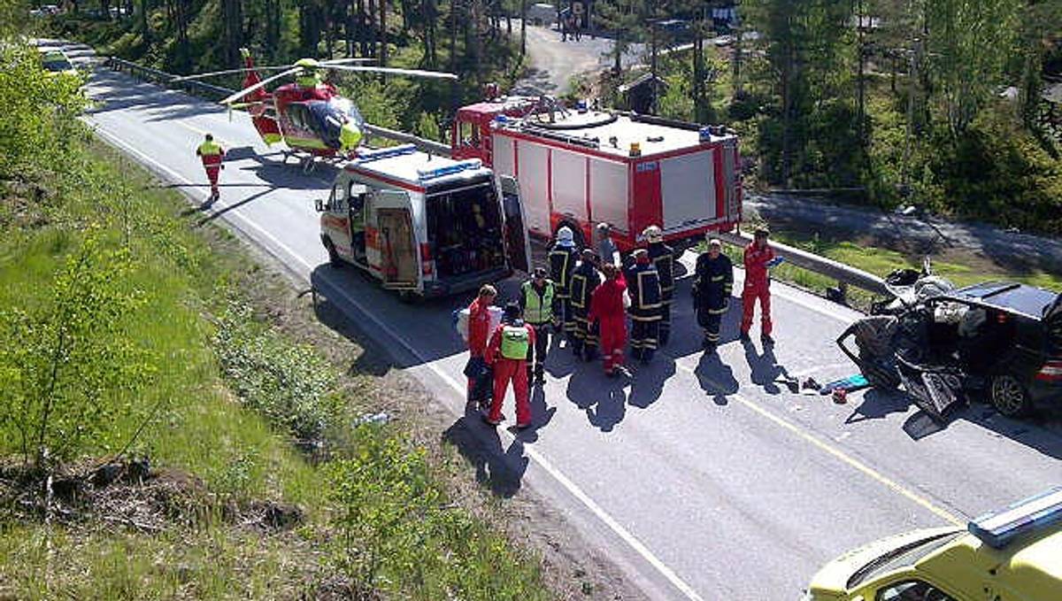 Åtte Personar I Bilulukke Nrk Vestland 