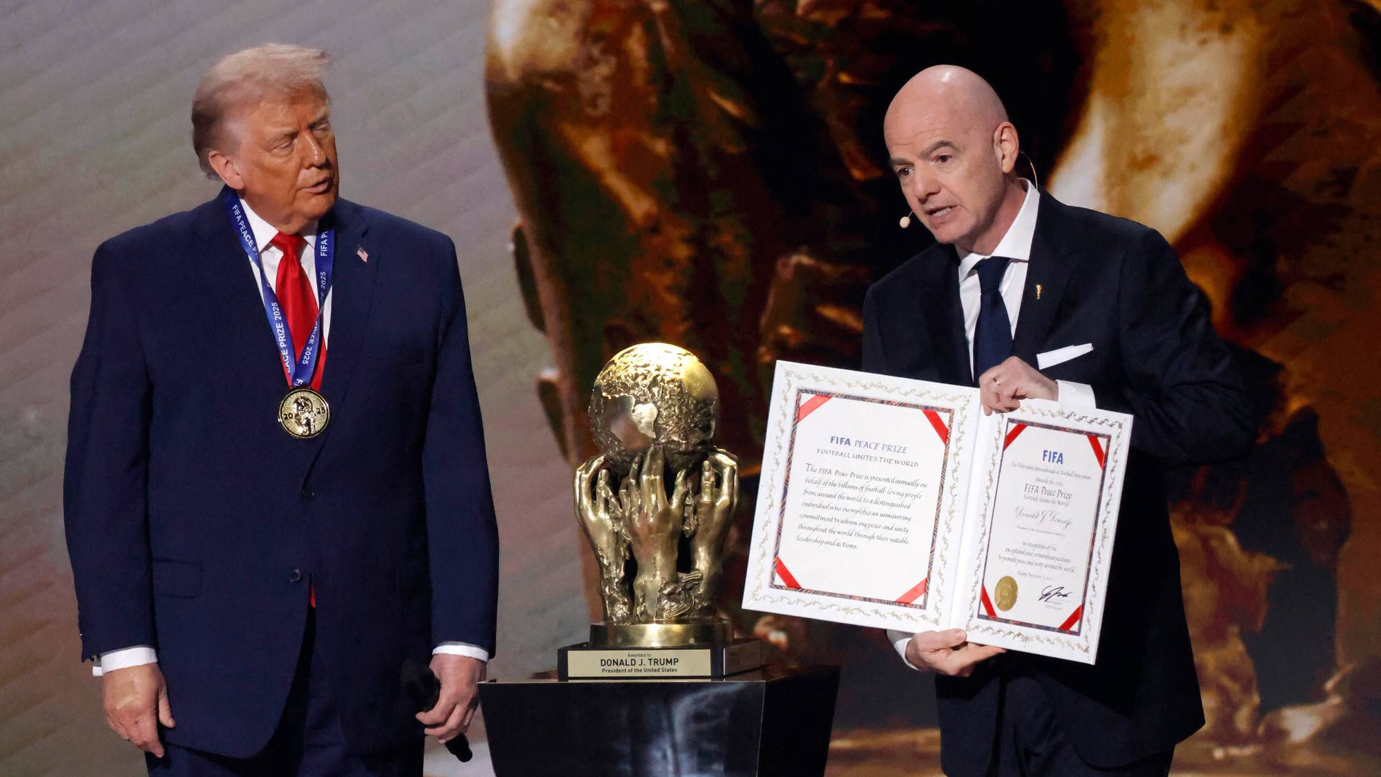  Gianni Infantino og Donald Trump 
