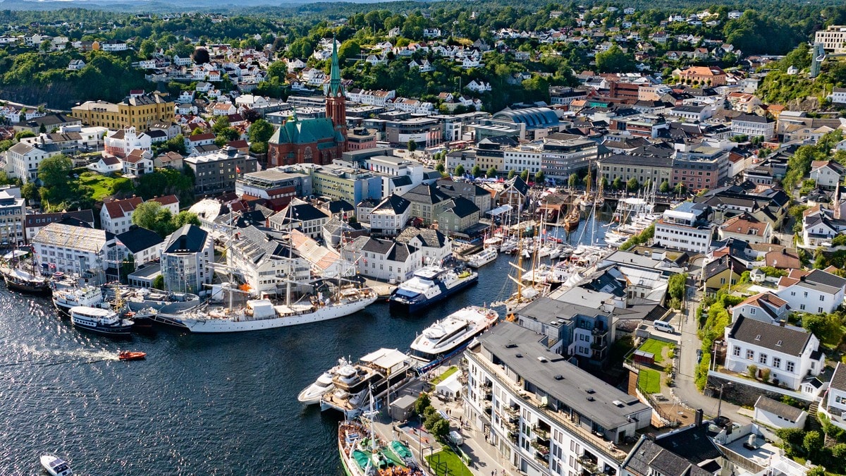 Snikfilmingen i Arendal: Siktede skal avhøres denne uken