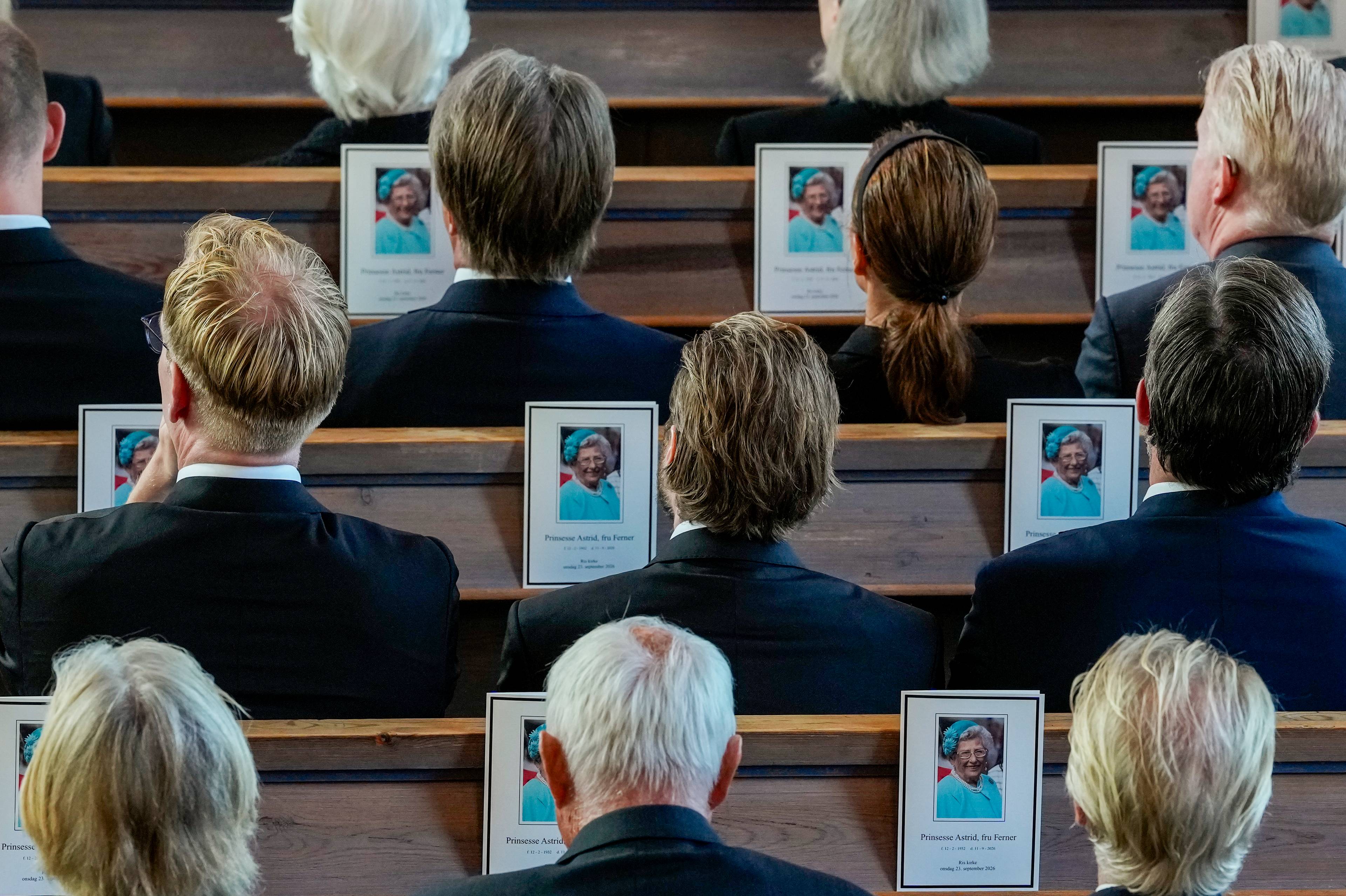 Gjester i prinsesse Astrid sin gravferd fra Ris kirke