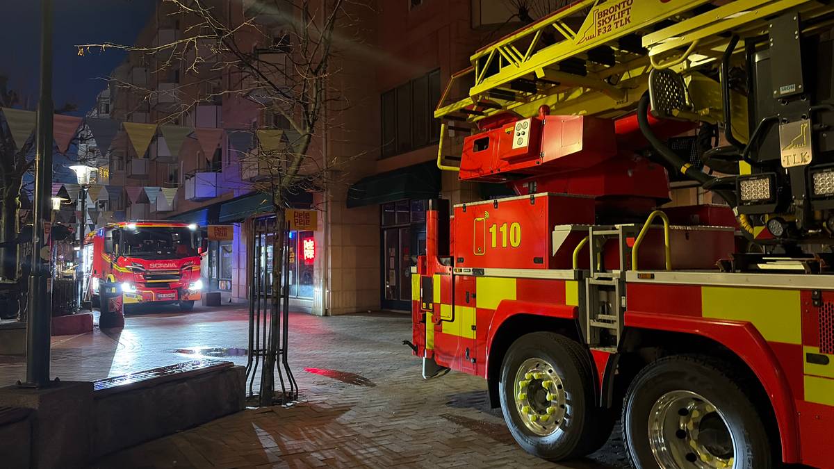 Brann i leilighetsbygg: Flere er evakuert