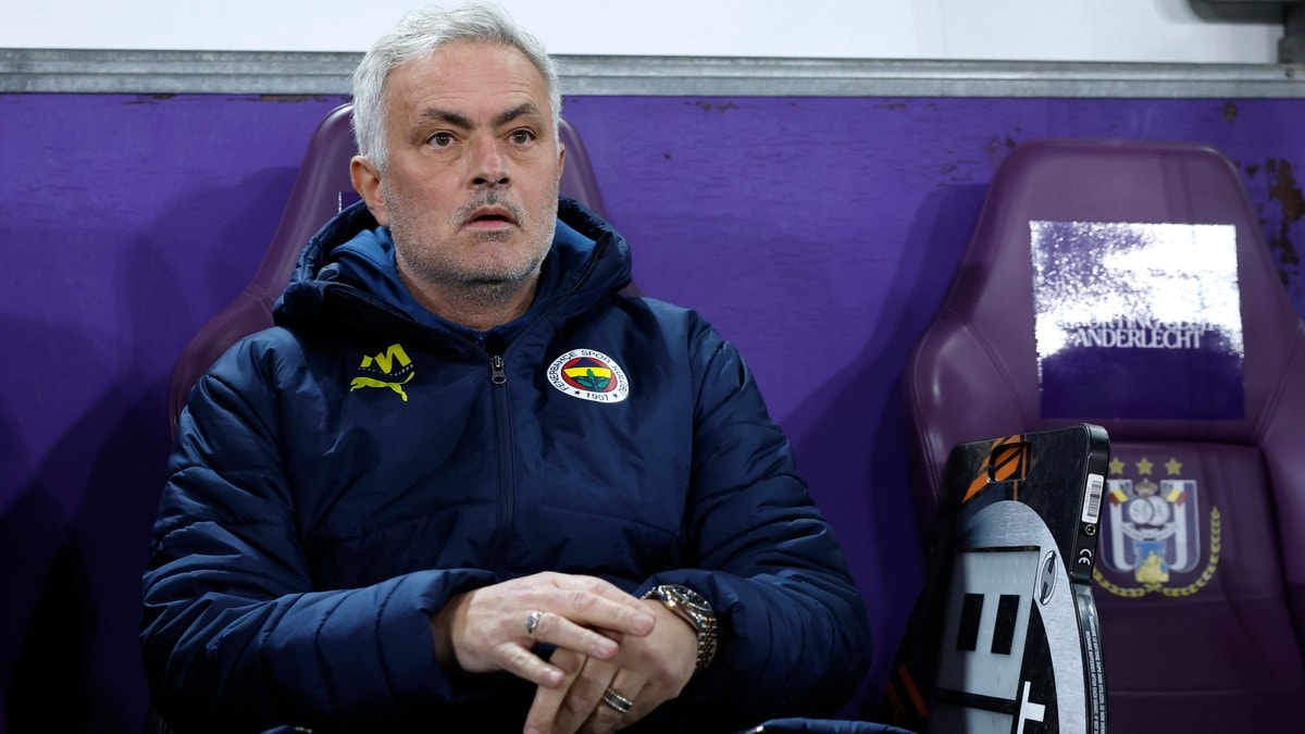 Mourinho bøtelagt og utestengt i fire kamper