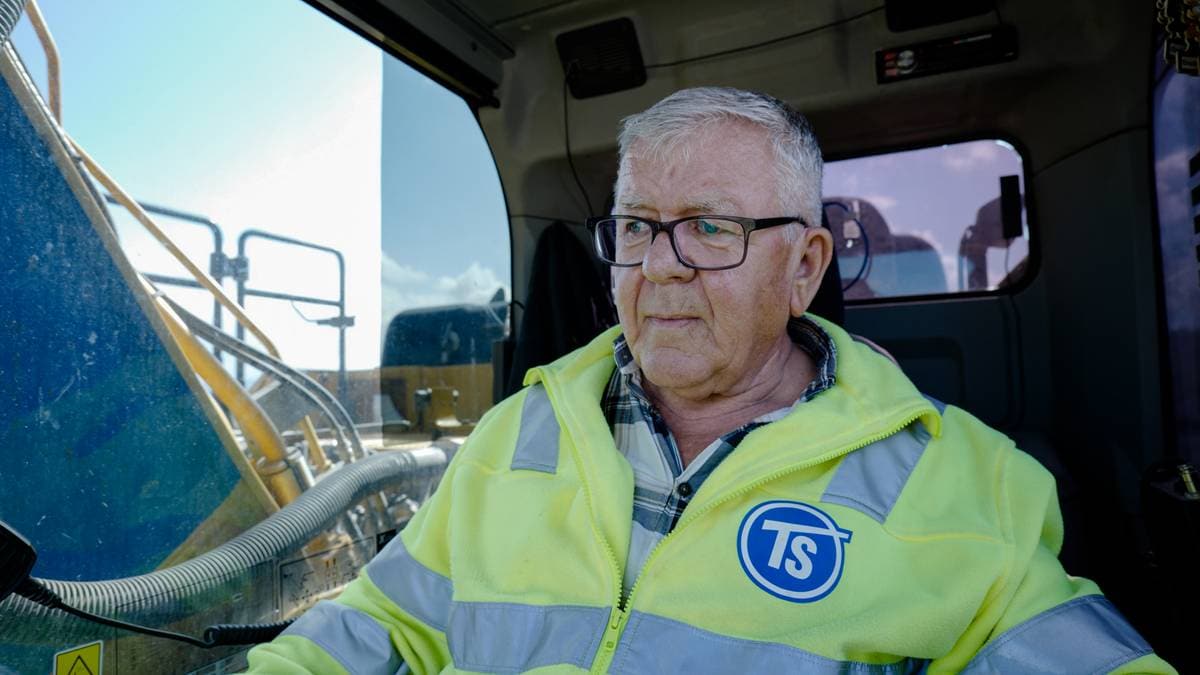 Rolf Martin (75) har ingen planar om å slutte i jobben: – Eg tar fem år av gongen