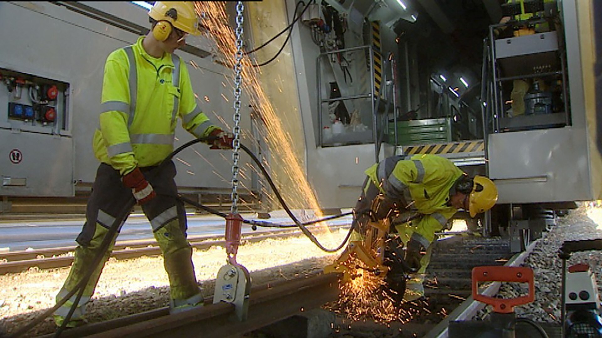 Mitt yrke - montør i jernbanen – NRK