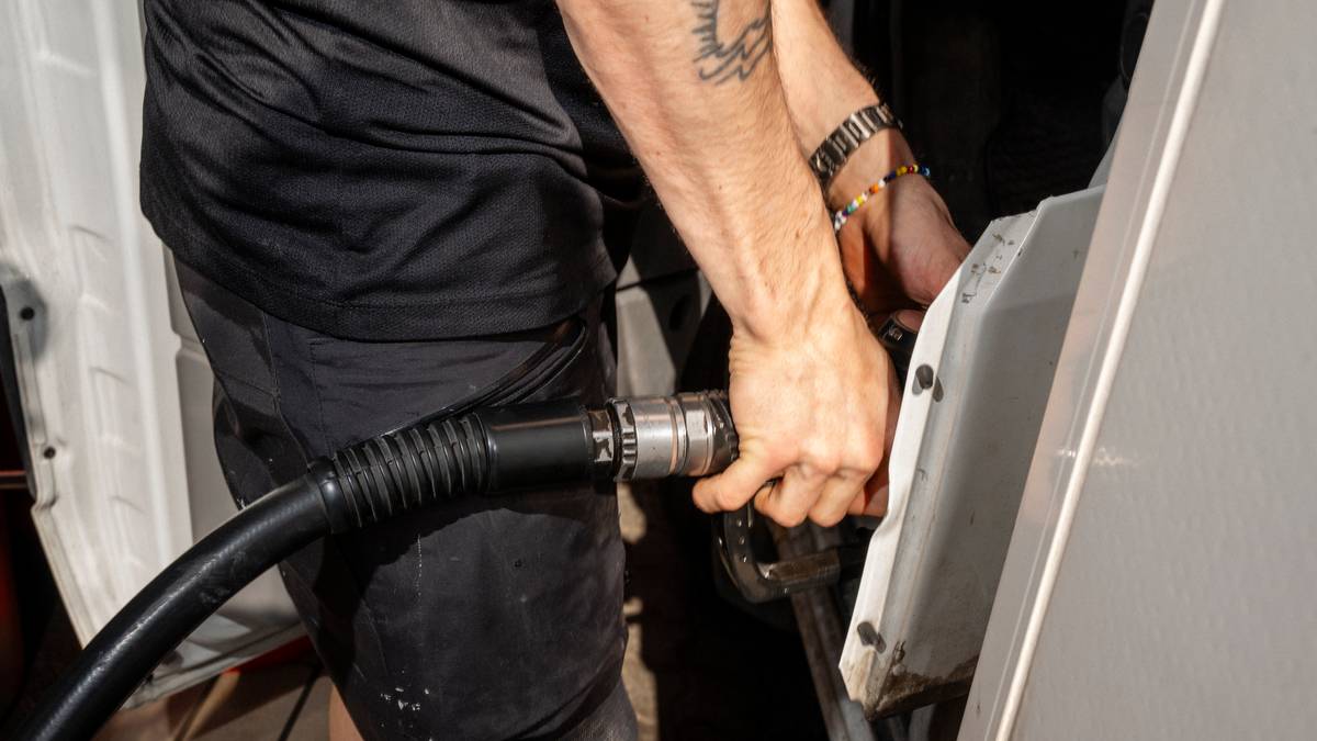 Uvisse om drivstoff: – Eit paradoks