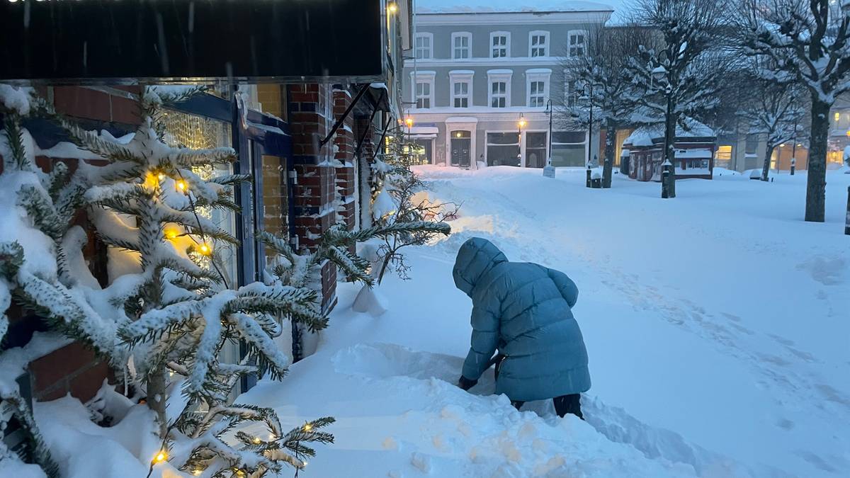 Snøværet: Åpner parkeringshus i Arendal