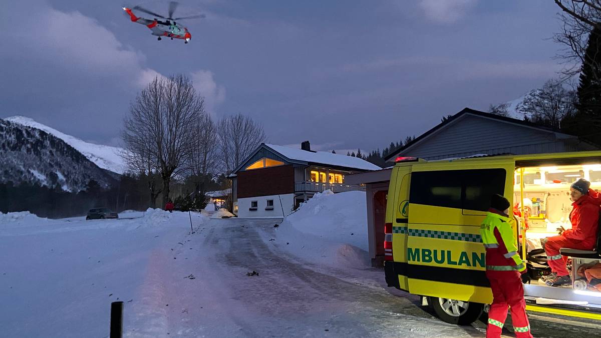 Avalanche on Isfjorden in Rauma – NRK Møre and Romsdal – Local news, TV and radio