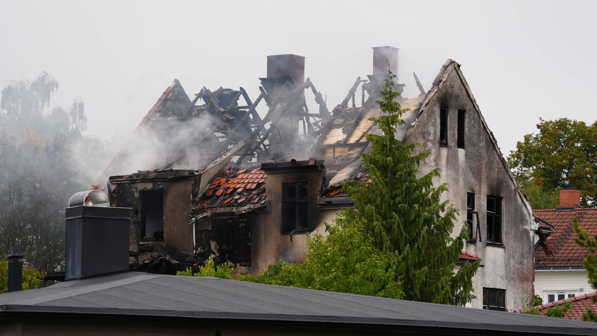 et utbrent hus Hamar