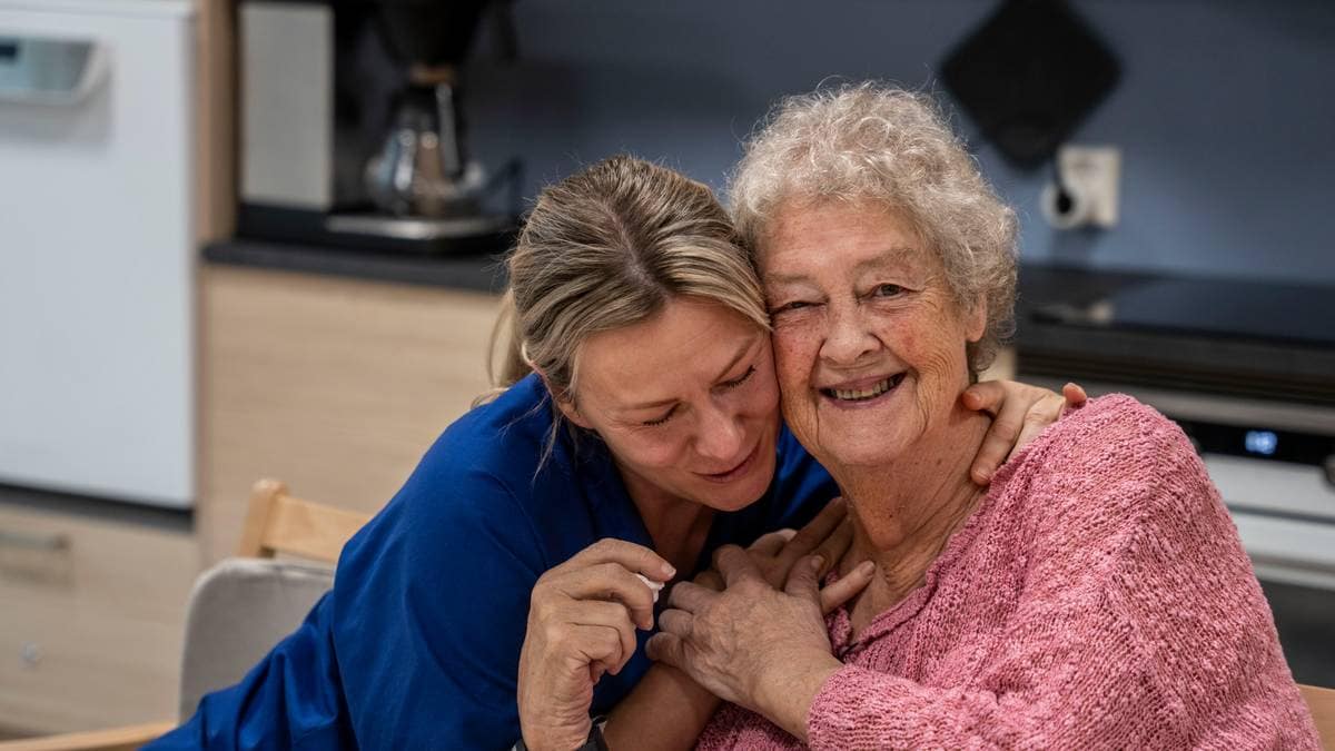 Stort trykk for å bli helsefagarbeider: Her fant de suksessoppskriften