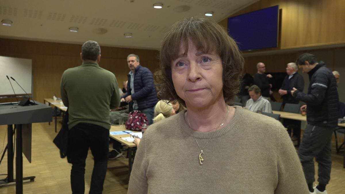 Mener det er blitt lagt fram et krisebudsjett