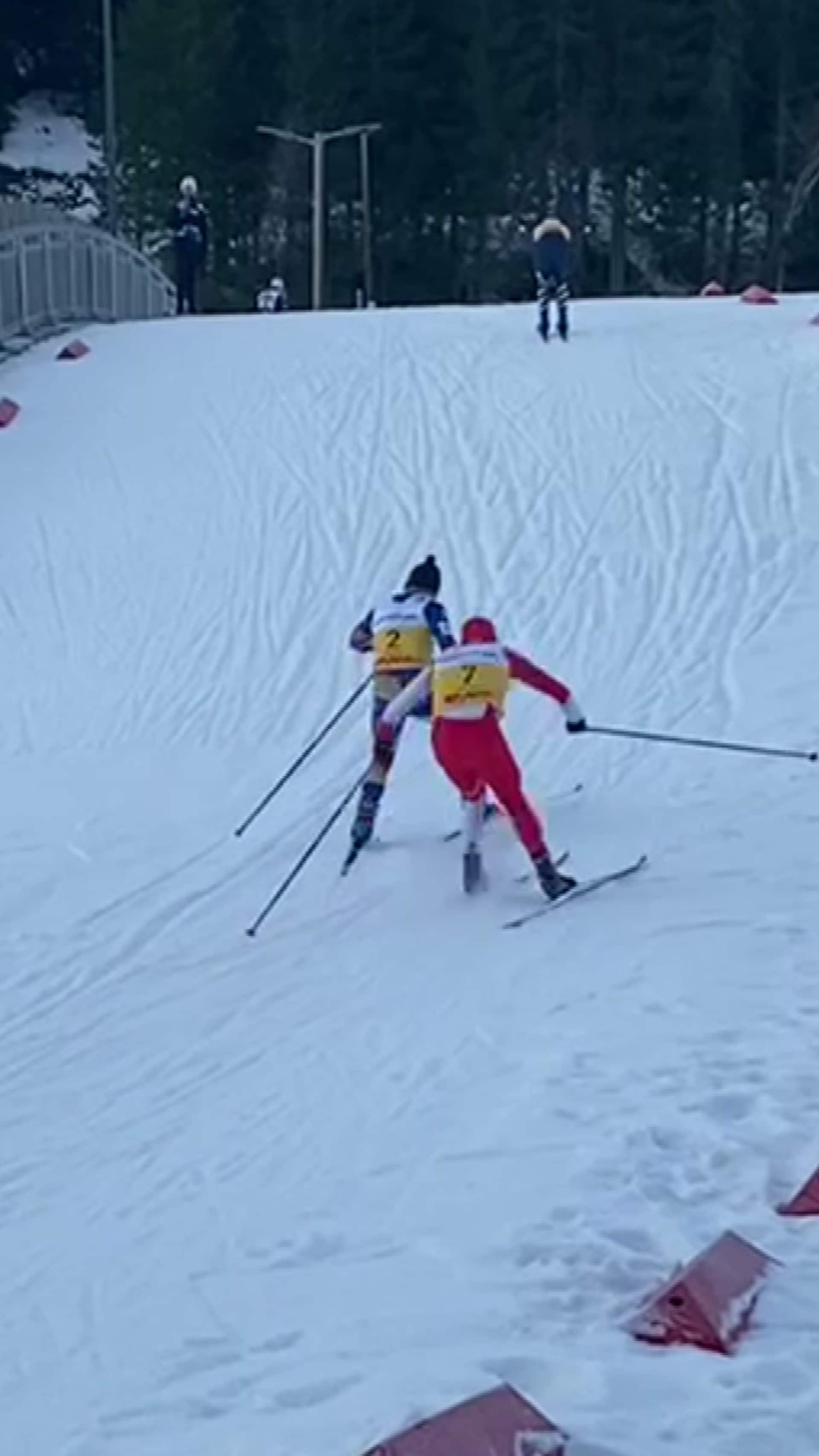 Reagerer på bildene: – Har ingenting i verdenscupen å gjøre