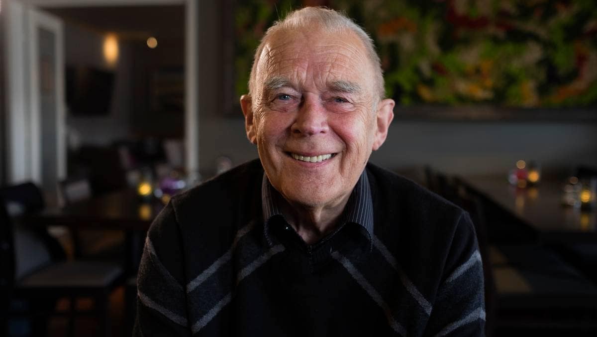 Arthur Arntzen er død