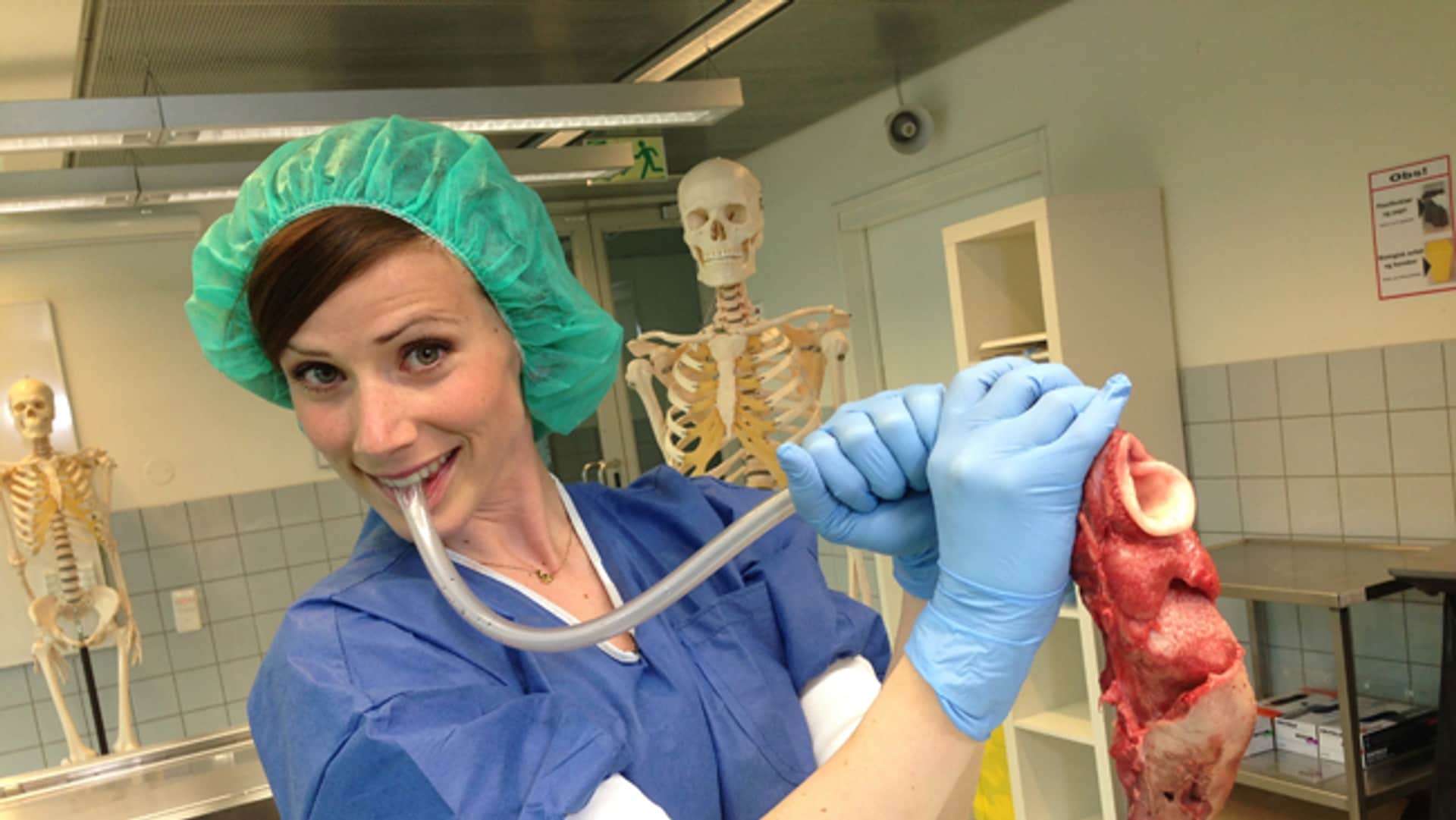 Tunga, strupehodet og stemmebåndene – NRK