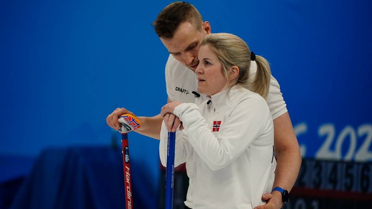 Tungt tap for curlingparet – avansementet i fare