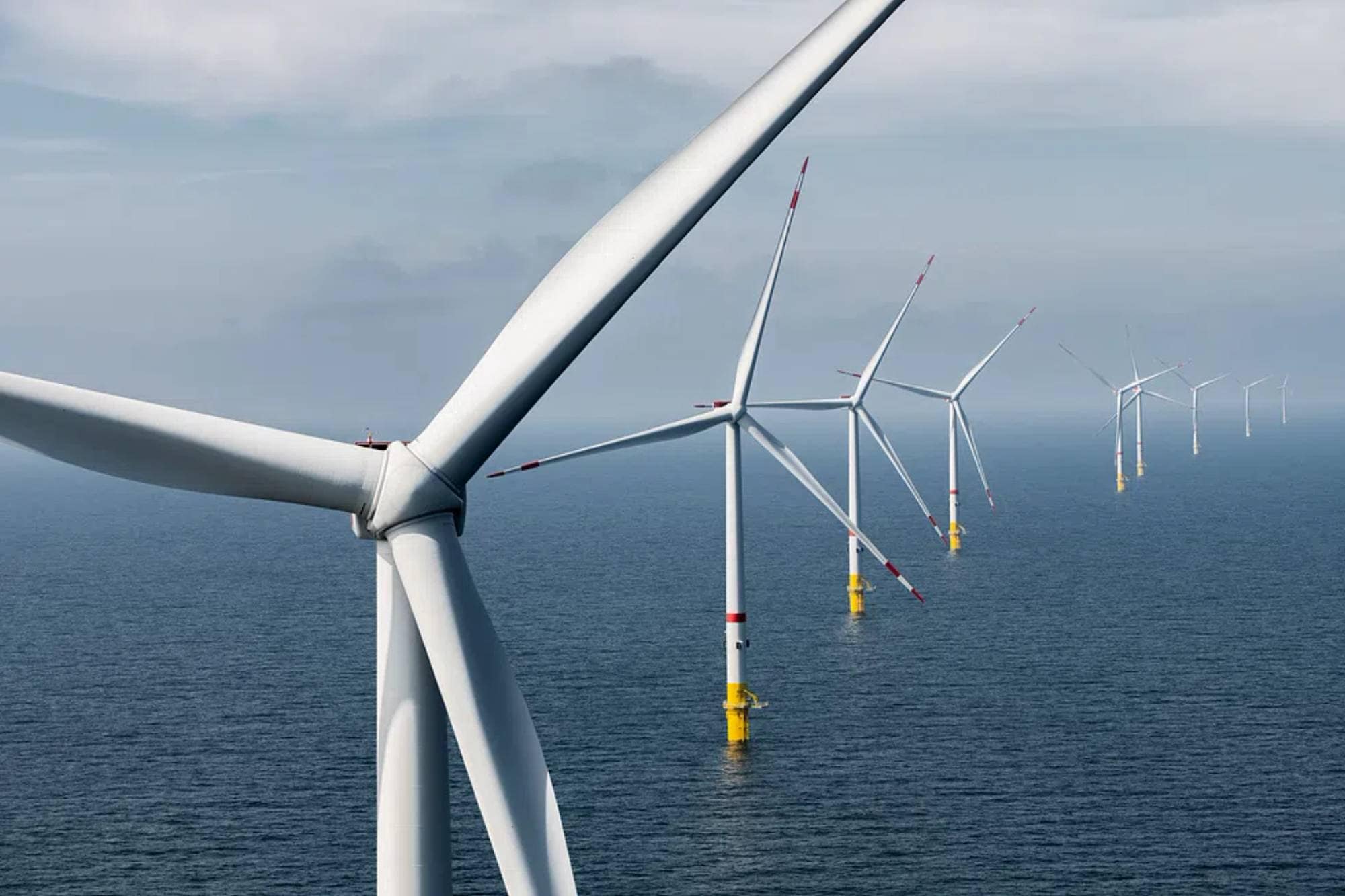 Her fra Parkwinds havvindpark Arcadis Ost utenfor kysten av Tyskland. Omtrent slik kan Sørlige Nordsjø II se ut
