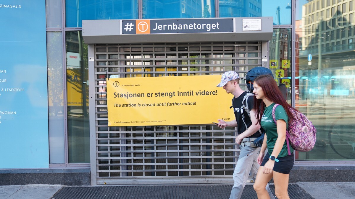 Jernbanetorget T-banestasjon åpen igjen