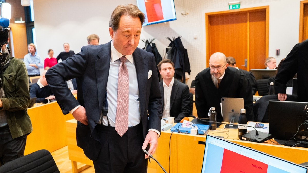 Røkke sier han aldri planlegger å flytte tilbake til Norge