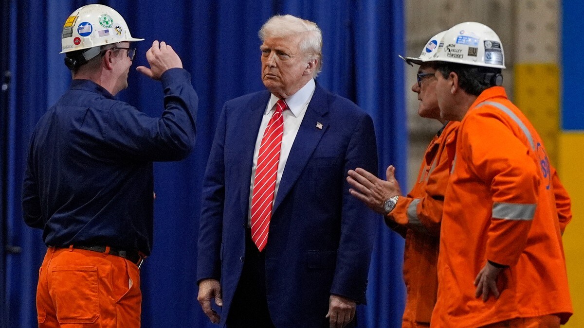 Trump sier han vil doble ståltollen til 50 prosent